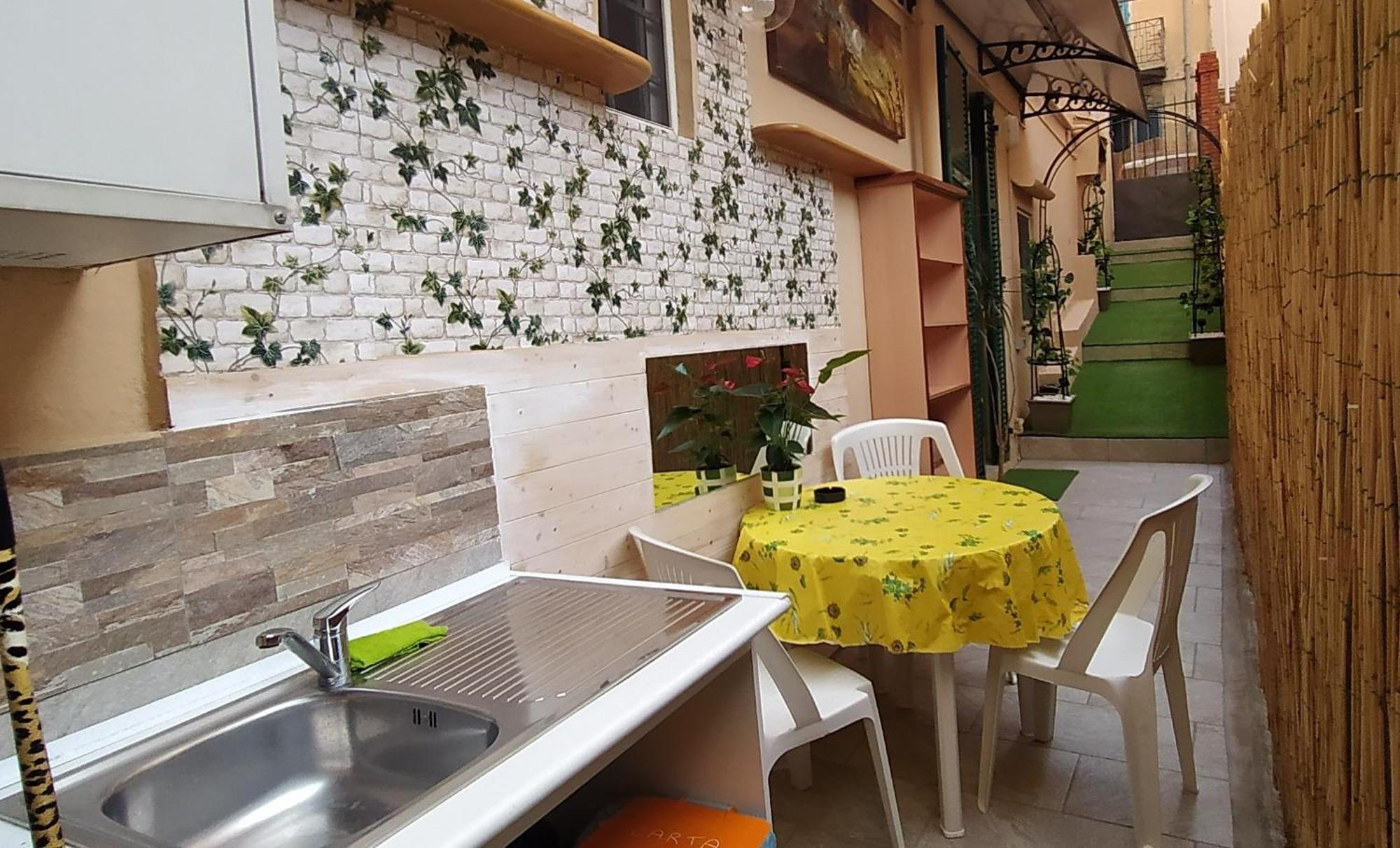 Ribero'S Home - Center - Quite Zone Sanremo Esterno foto